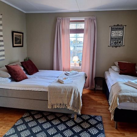 Privat Leilighet Pa Gard Med Badstue Og Nordlys Нарвик Екстериор снимка
